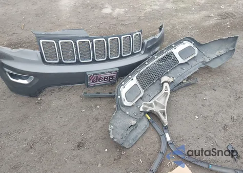 2019 Jeep Grand Cherokee Limited 4X4 из США, поврежденный, VIN 1C4RJFBG9KC642364